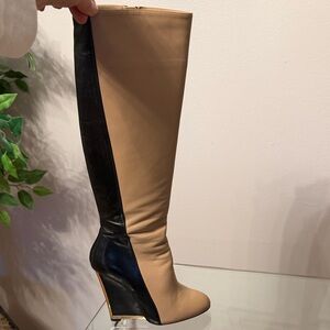 Gianmarco Lorenzi Black and Tan Heeled Boots